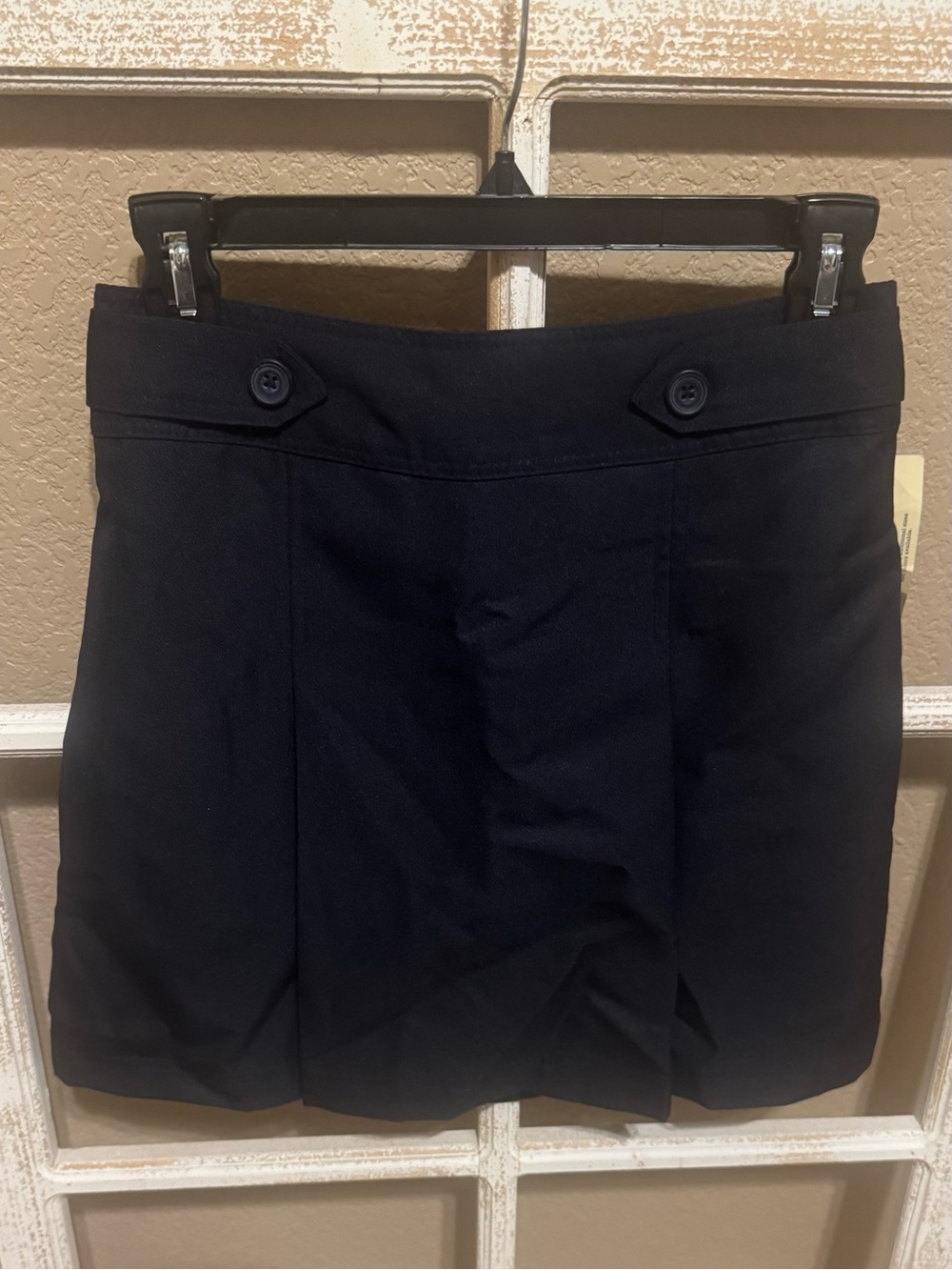 NWT Navy Girl’s Button-Accent Pleated Skirt w/sewn in shorts; Sz L [MSRP $10]